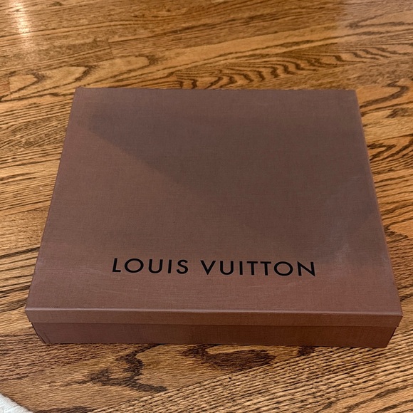 Louis VuittonBrown Gift Box